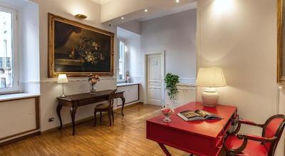 ای تر مسهتیری گوست هوس