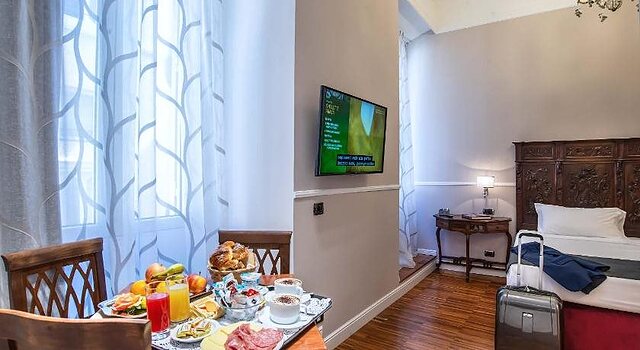 ای تر مسهتیری گوست هوس