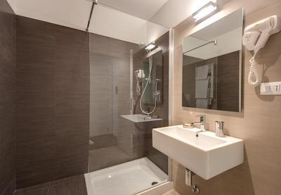 رسیدنزا بوربن