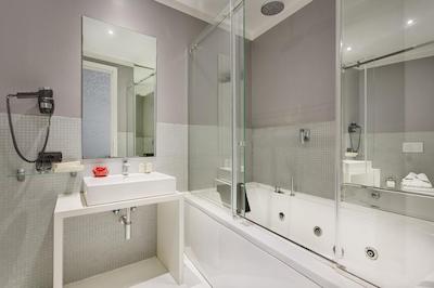 پیازا دی اسپانا سویتز