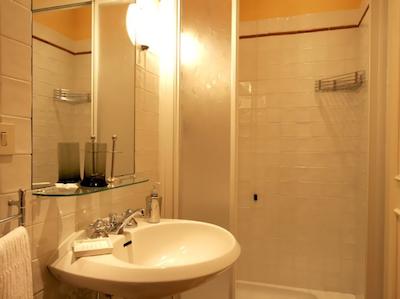 دموز پینشیانا