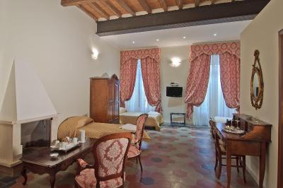 هتل ل کلاریس آل پاندئون