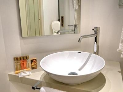 بدب لوکسوری رومز سان پیترو