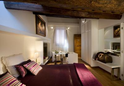 جیگلی درو سویت