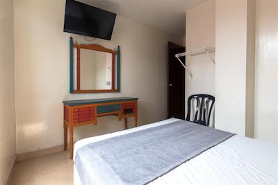 هتل کنکویستادرز