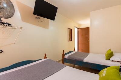 هتل کنکویستادرز