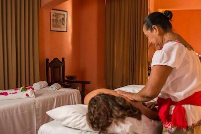 ویلاز ارکلجیکاز چیچن ایتزا