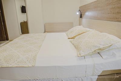 هتل کارتاجنا ریال این