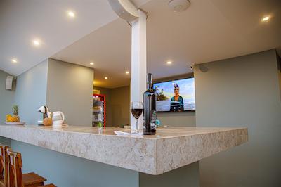 هتل کارتاجنا ریال این