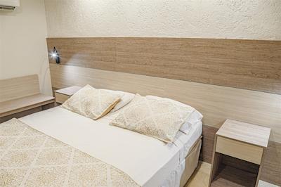 هتل کارتاجنا ریال این