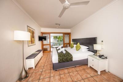 پارادیس اُن د بیچ ریزرت