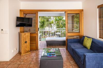 پارادیس اُن د بیچ ریزرت