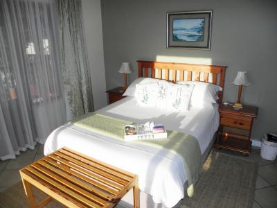 لاوندر هیل گوست هوس