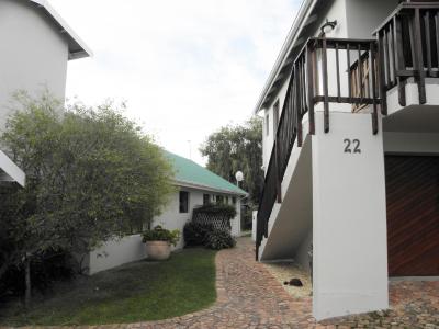 لاوندر هیل گوست هوس