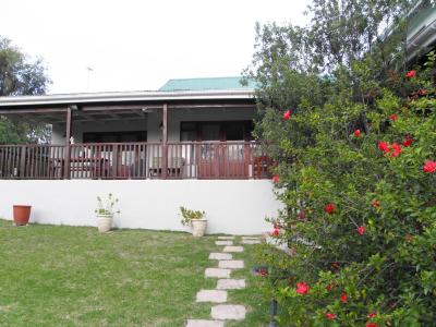 لاوندر هیل گوست هوس