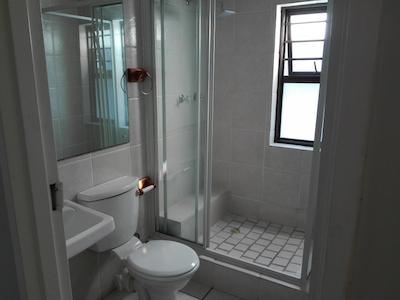 سرنجتی سلف کاترینگ ونیتز