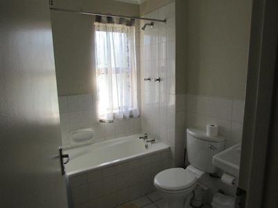 سرنجتی سلف کاترینگ ونیتز