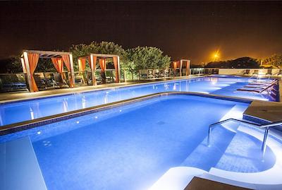 اسلاویرو اسنتیال فلریانپلیز اینگلسز اککوامار