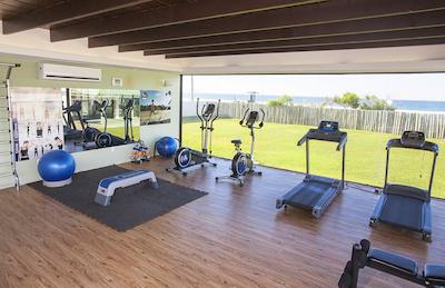 اسلاویرو اسنتیال فلریانپلیز اینگلسز اککوامار