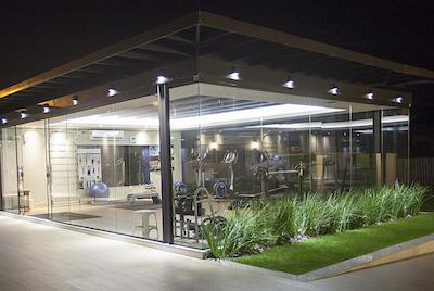 اسلاویرو اسنتیال فلریانپلیز اینگلسز اککوامار