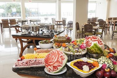 اسلاویرو اسنتیال فلریانپلیز اینگلسز اککوامار