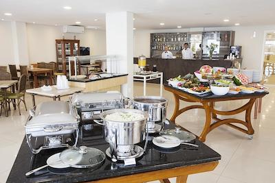 اسلاویرو اسنتیال فلریانپلیز اینگلسز اککوامار