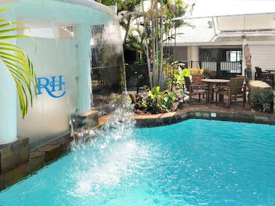 د ریف هوس پالم کو-مگالری بای سُفیتل