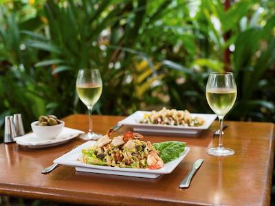 د ریف هوس پالم کو-مگالری بای سُفیتل