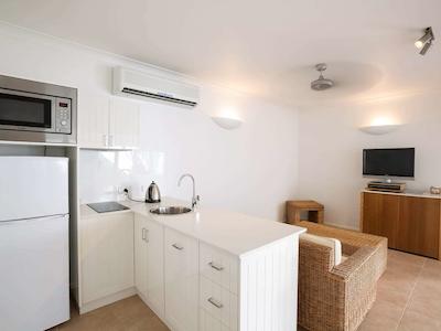 د ریف هوس پالم کو-مگالری بای سُفیتل