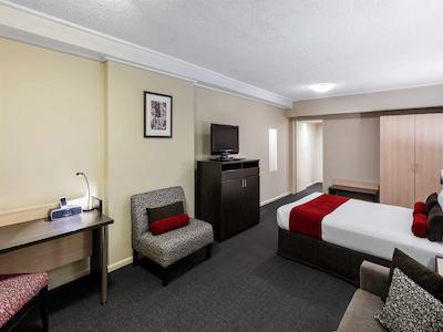 د اسوانستون هتل ملبورن گراند مرکور