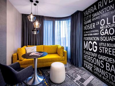 د اسوانستون هتل ملبورن گراند مرکور