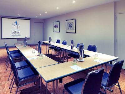 د اسوانستون هتل ملبورن گراند مرکور