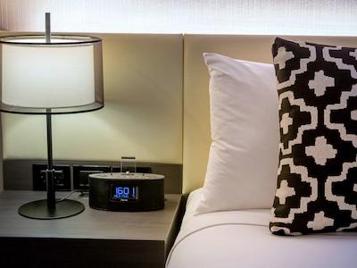 د اسوانستون هتل ملبورن گراند مرکور