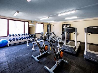 د اسوانستون هتل ملبورن گراند مرکور