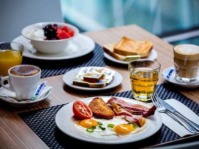 د اسوانستون هتل ملبورن گراند مرکور