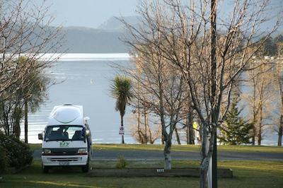 ت اناو لاکویو هلید پارک