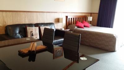 فیری اسپرینگز متل