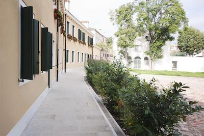 آلبرگهیرا ونزیا