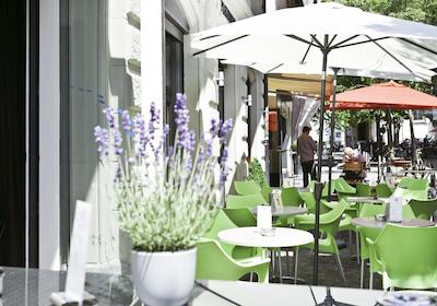 پلاتزهیرسه هتل اند بار