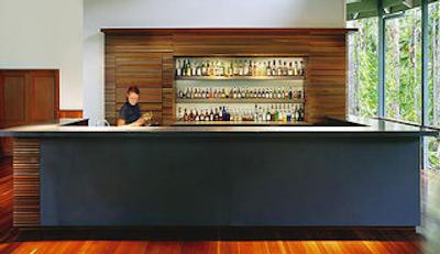 سیلکی اُاکز لج