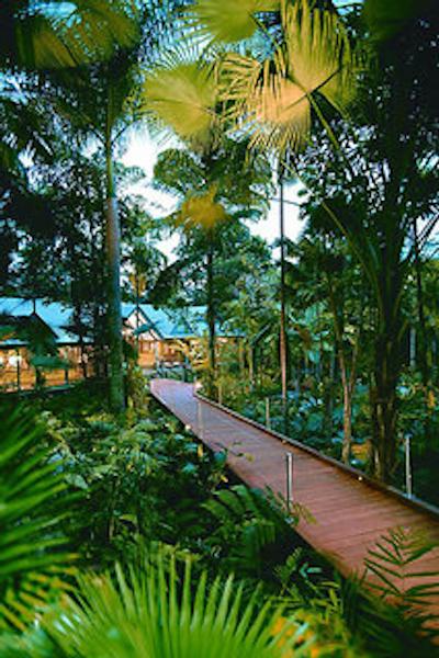 سیلکی اُاکز لج