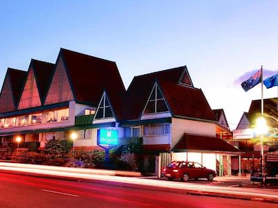 اوکلاند رس پارک هتل