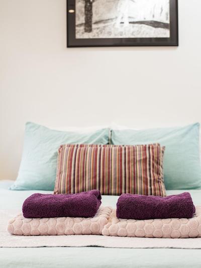 کووادرو بد اند بریکفاست