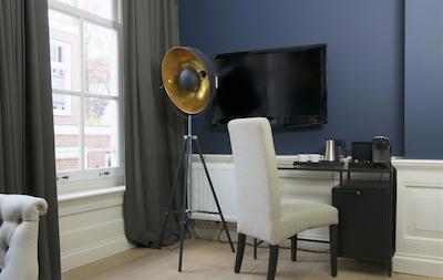 کانال بوتیک رومز اند اپارتمنتز