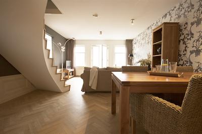 کانال بوتیک رومز اند اپارتمنتز