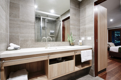 دینتری اکلج