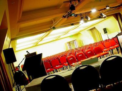 کپدرن کمدر چریسچورچ آیرپرت