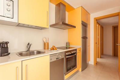 پیر اند واکانسز اسالو