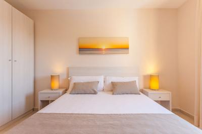 پیر اند واکانسز اسالو