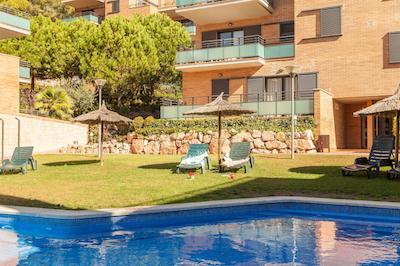 پیر اند واکانسز اسالو